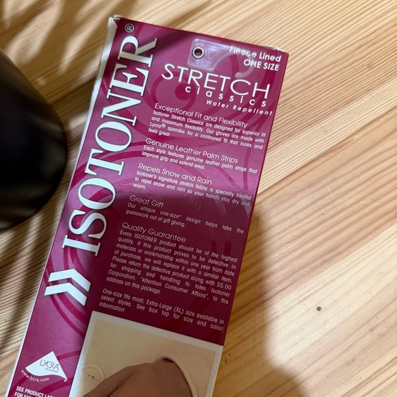 Isotoner Black Women’s Water Repellent Gloves - Picture 3 of 8